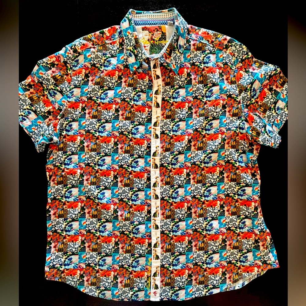 Robert Graham Short Sleeve Button Up Shirt Japan Art Collage Abstract